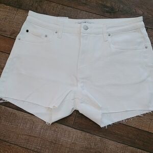 Calvin klein white  cut off shorts NWT  w32